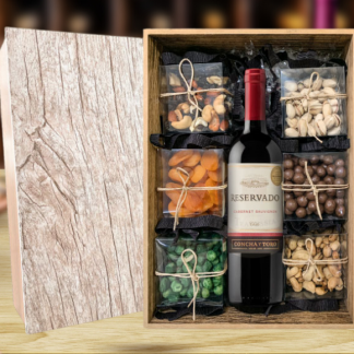KIT VINHO CHILENO CONCHA Y TORO C/ FRUTAS SECAS