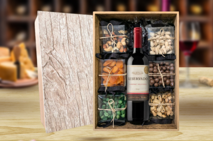 KIT VINHO CHILENO CONCHA Y TORO C/ FRUTAS SECAS