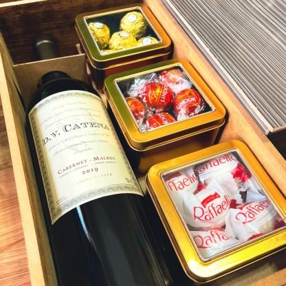 KIT VINHO ARGENTINO - D.V CATENA & CHOCOLATES IMPORTADOS - Imagem 2