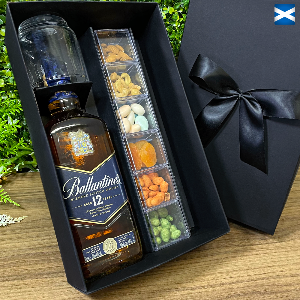 KIT WHISKY ESCOCÊS - BALLANTINE'S 12 ANOS