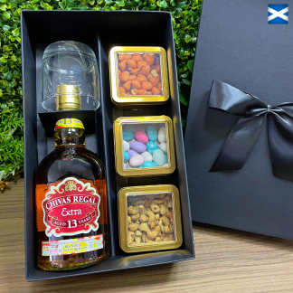KIT WHISKY ESCOCÊS - CHIVAS REGAL 13 ANOS "EXTRA"