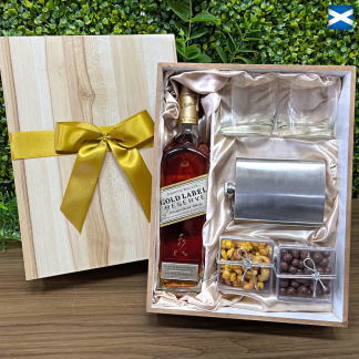 KIT WHISKY ESCOCÊS - GOLD LABEL RESERVE