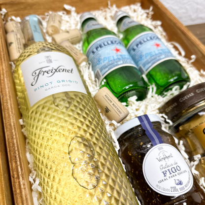 KIT VINHO ITALIANO - FREIXENET PINOT GRIGIO - Imagem 2