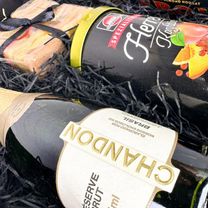 KIT ESPUMANTE - CHANDON & TOBLERONE - Imagem 2